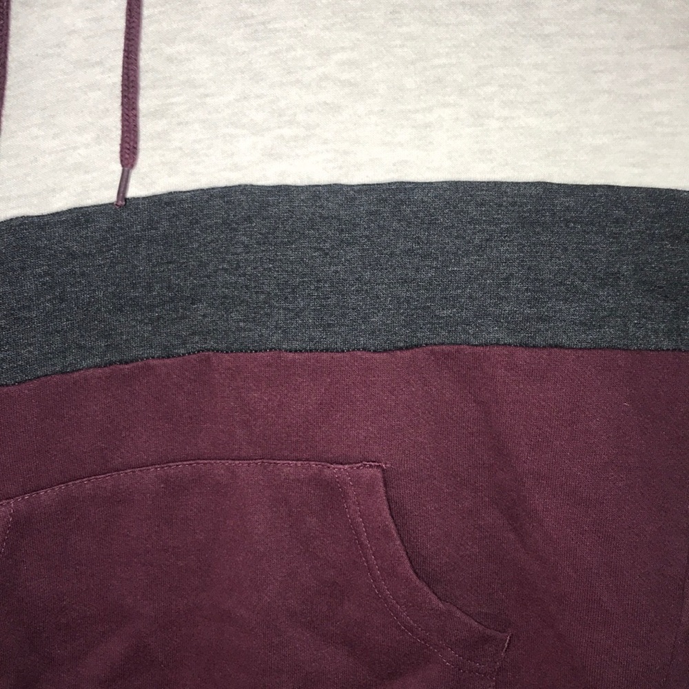 Zumiez hoodie - Picture 2 of 4